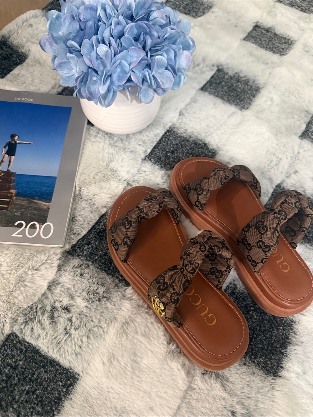 Brown GG Monogram Knotted Strap Slide Sandals - Picture 2 of 3